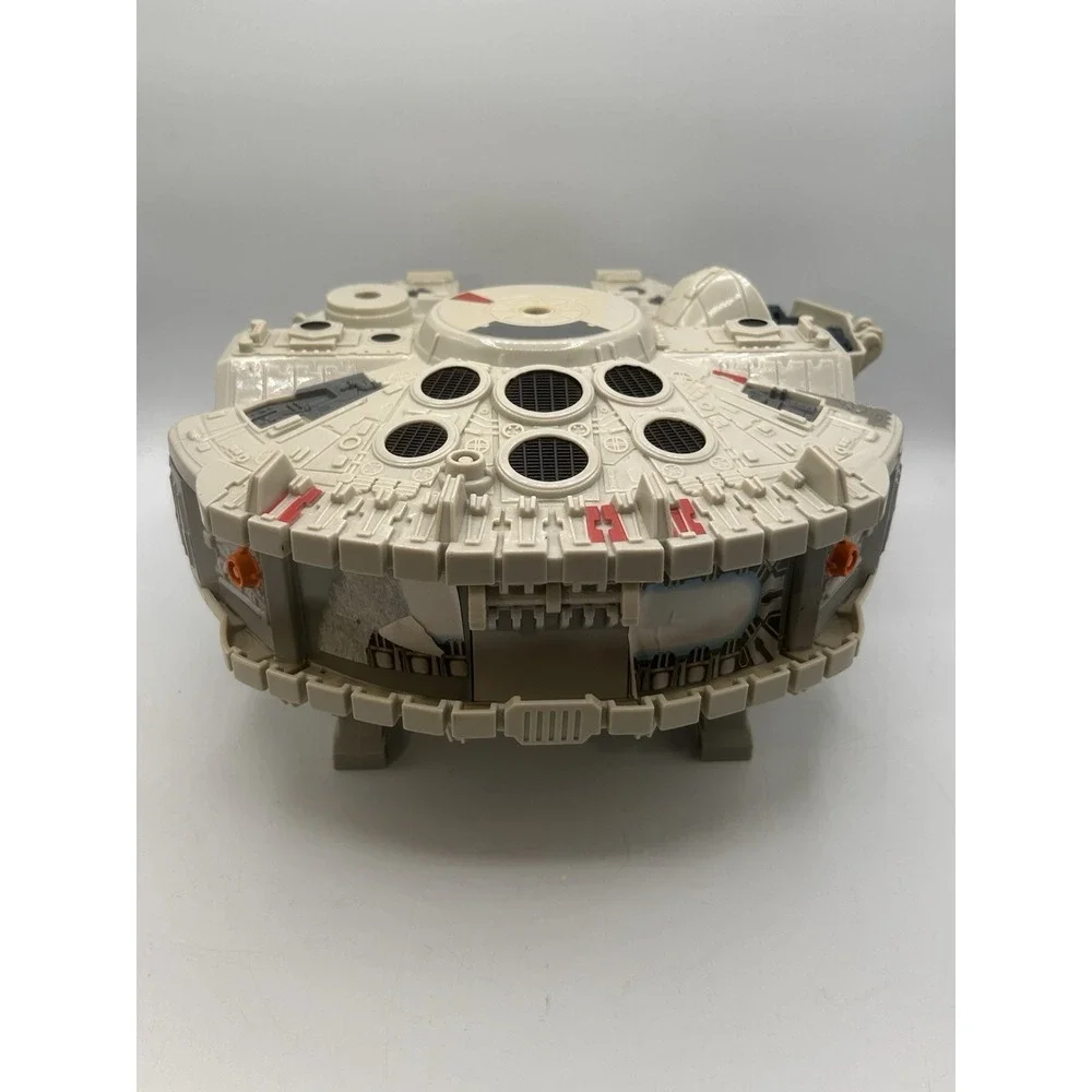 2011 Hasbro Star Wars Galactic Heroes Millennium Falcon Spaceship‎ Incomplete